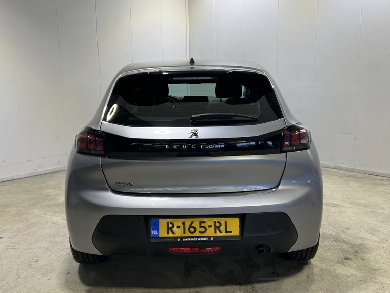 Vehicle Image 33