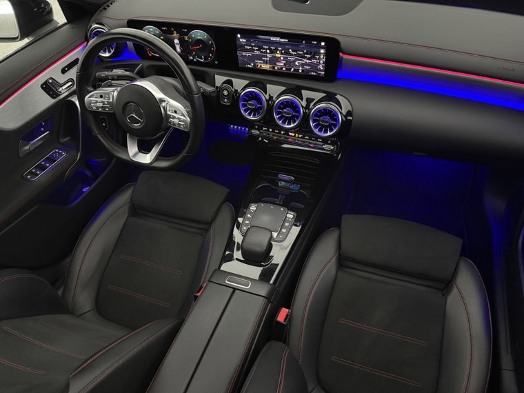 Vehicle Image 31