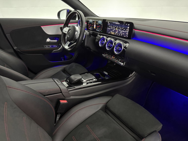 Vehicle Image 40