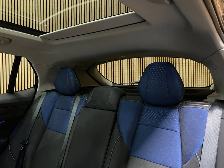 Vehicle Image 39