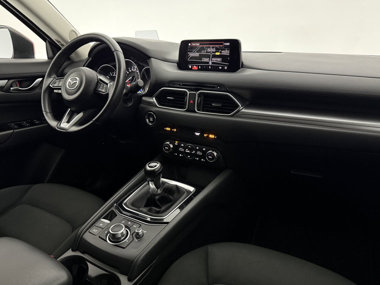 Vehicle Image 32