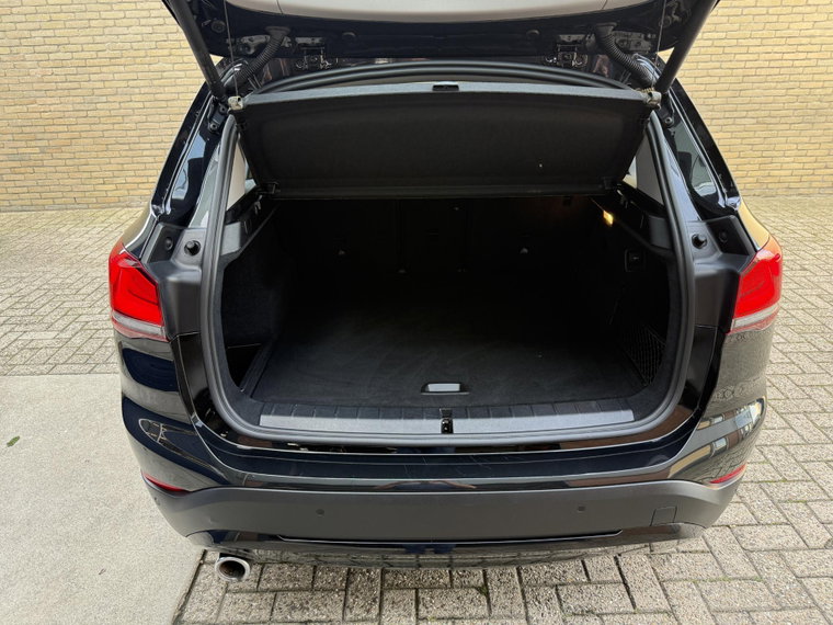 Vehicle Image 39