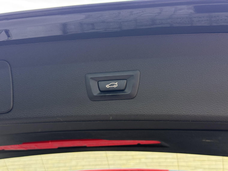 Vehicle Image 40