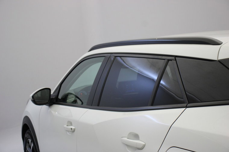 Vehicle Image 33