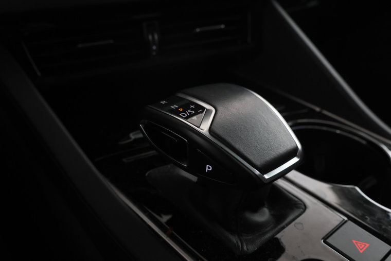 Vehicle Image 35