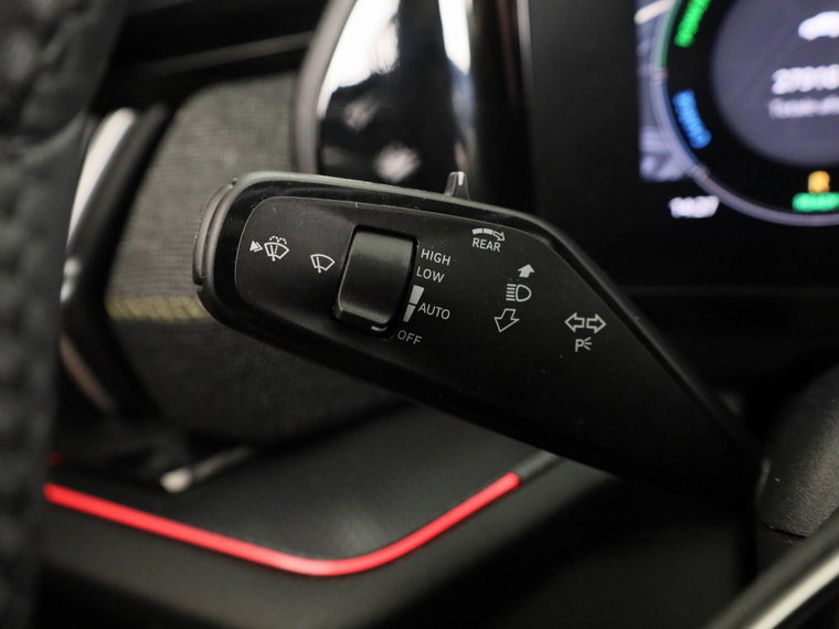 Vehicle Image 35