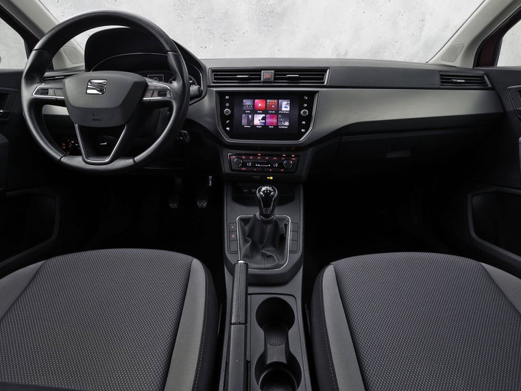 Vehicle Image 6