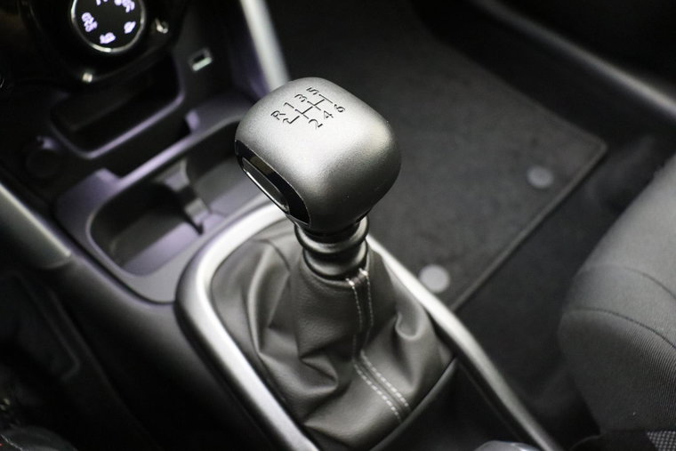 Vehicle Image 24