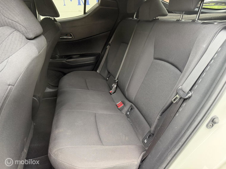 Vehicle Image 17