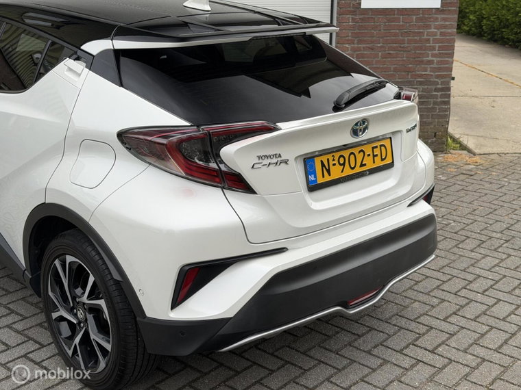 Vehicle Image 27