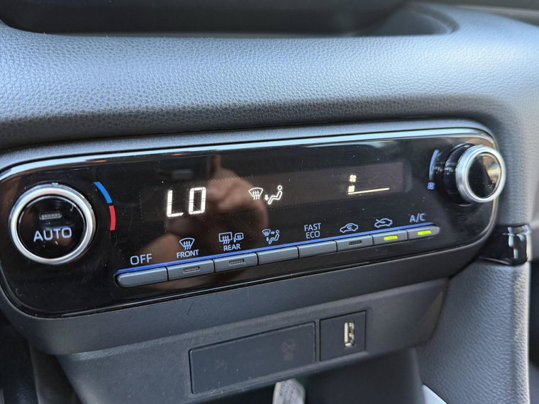 Vehicle Image 33