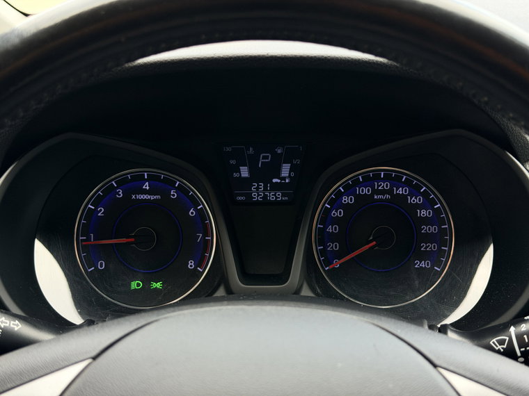 Vehicle Image 9