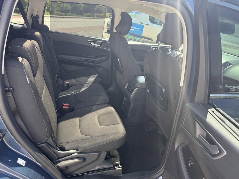 Vehicle Image 41