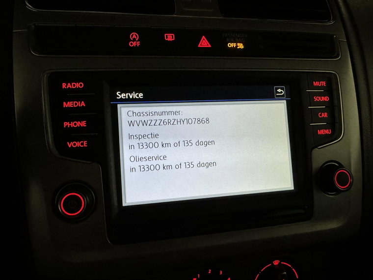 Vehicle Image 32