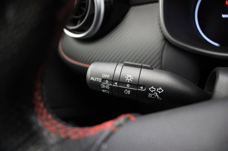 Vehicle Image 26