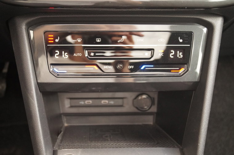 Vehicle Image 27