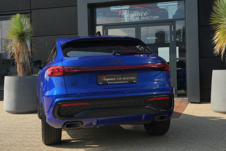Vehicle Image 29