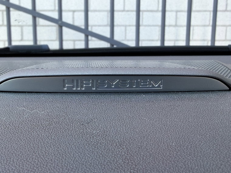 Vehicle Image 29