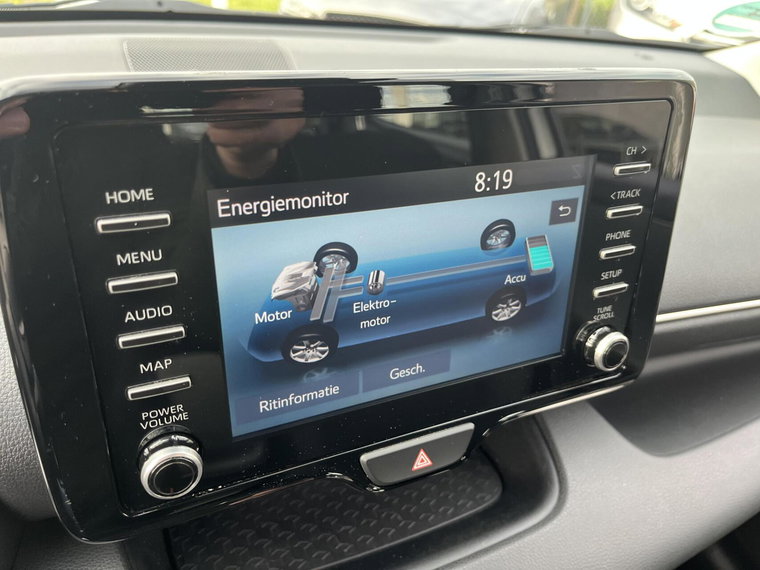 Vehicle Image 9