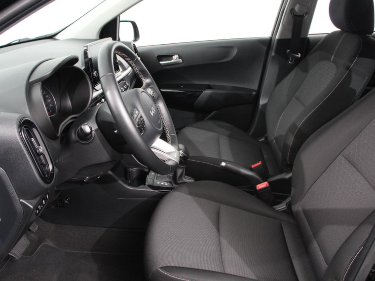 Vehicle Image 22