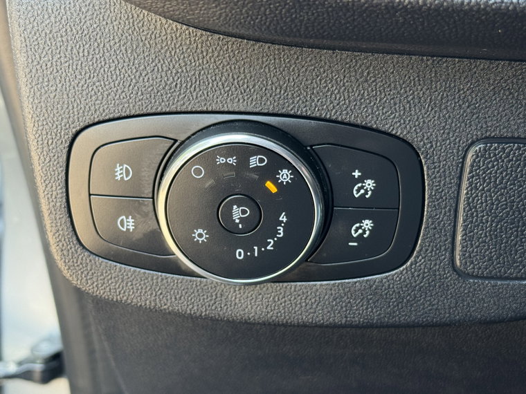 Vehicle Image 24