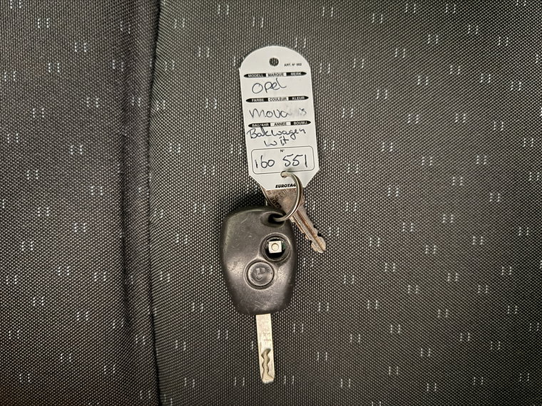 Vehicle Image 8