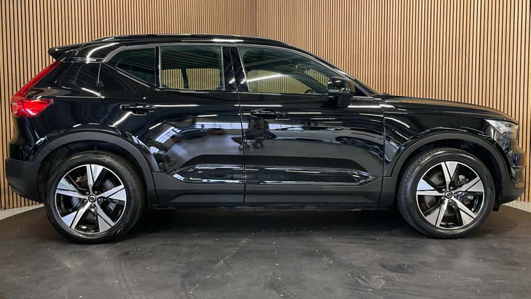 Vehicle Image 40