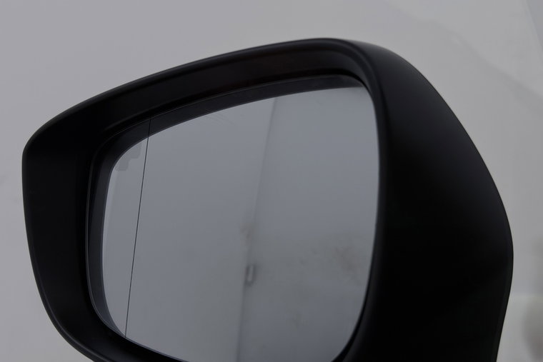 Vehicle Image 33