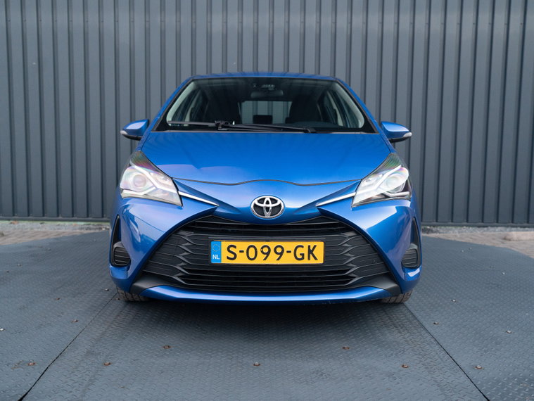 Vehicle Image 35