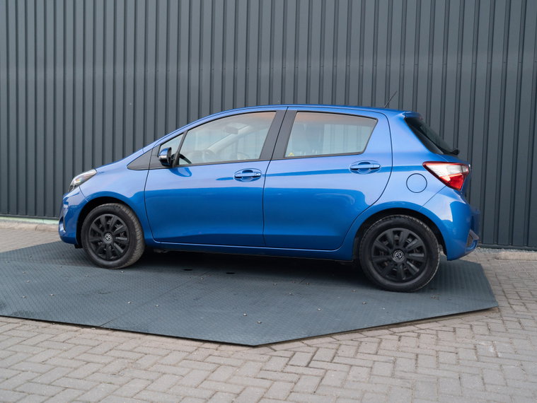 Vehicle Image 37