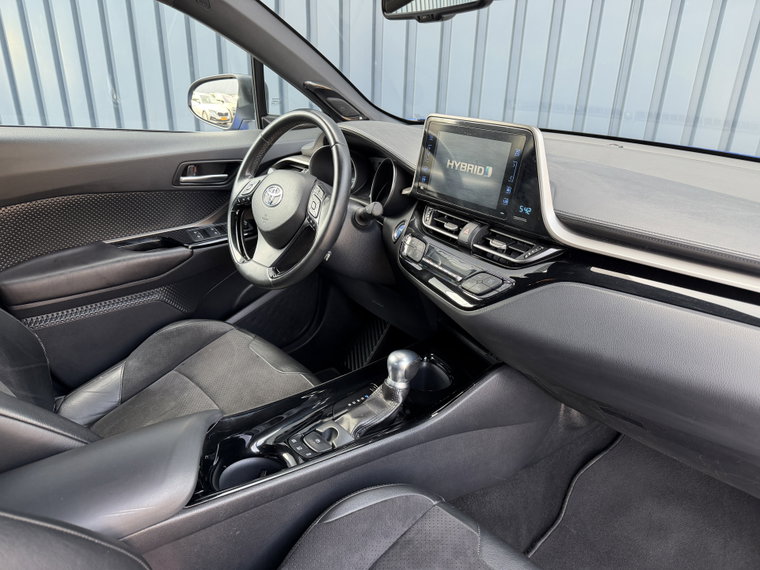 Vehicle Image 17