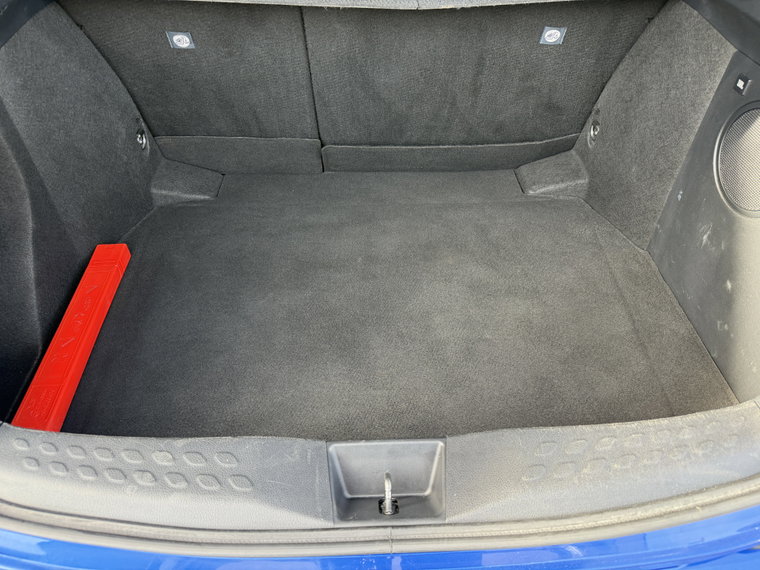 Vehicle Image 38
