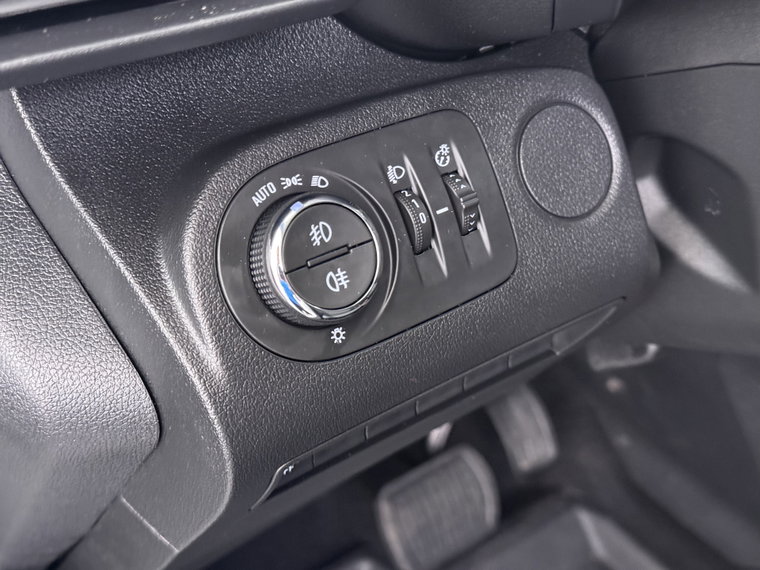 Vehicle Image 24