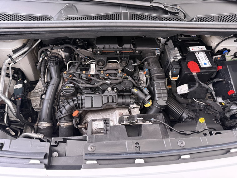 Vehicle Image 36