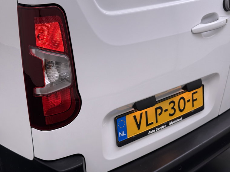Vehicle Image 37