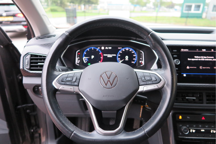 Vehicle Image 39