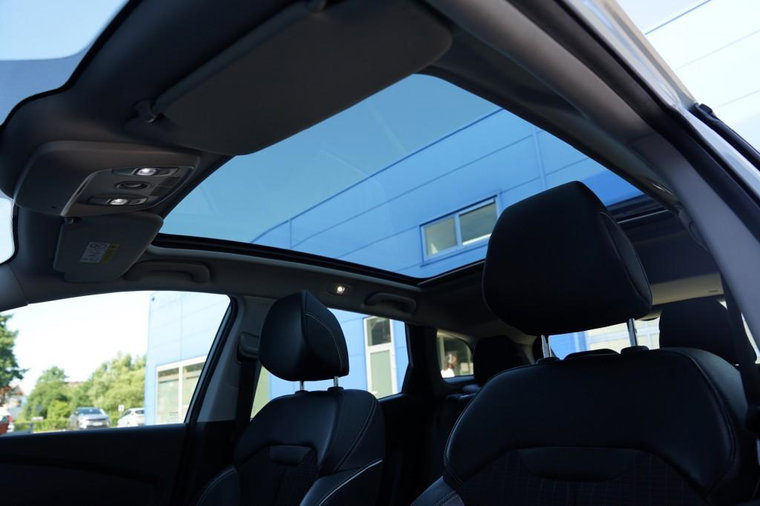 Vehicle Image 37