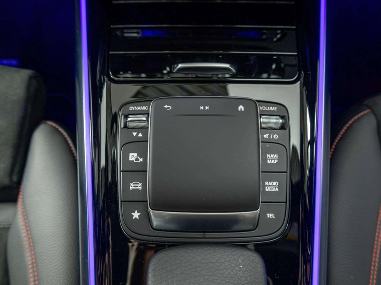 Vehicle Image 28
