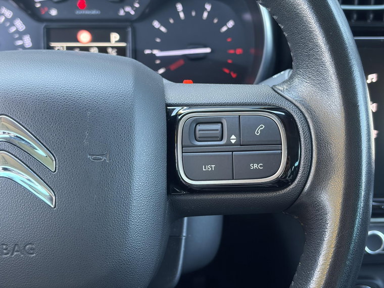 Vehicle Image 24