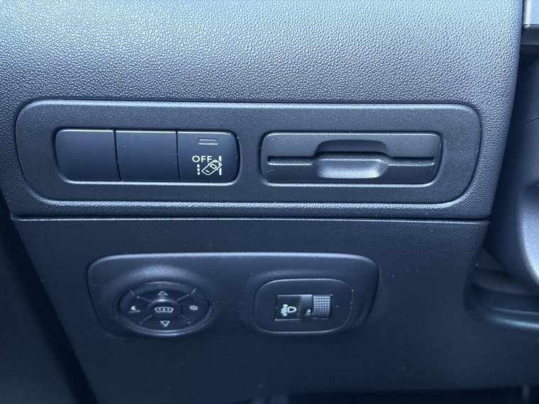 Vehicle Image 29
