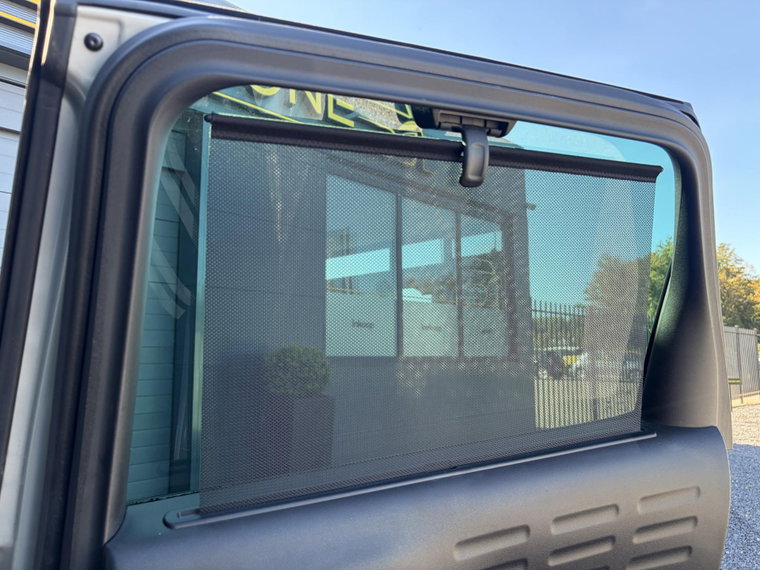 Vehicle Image 33