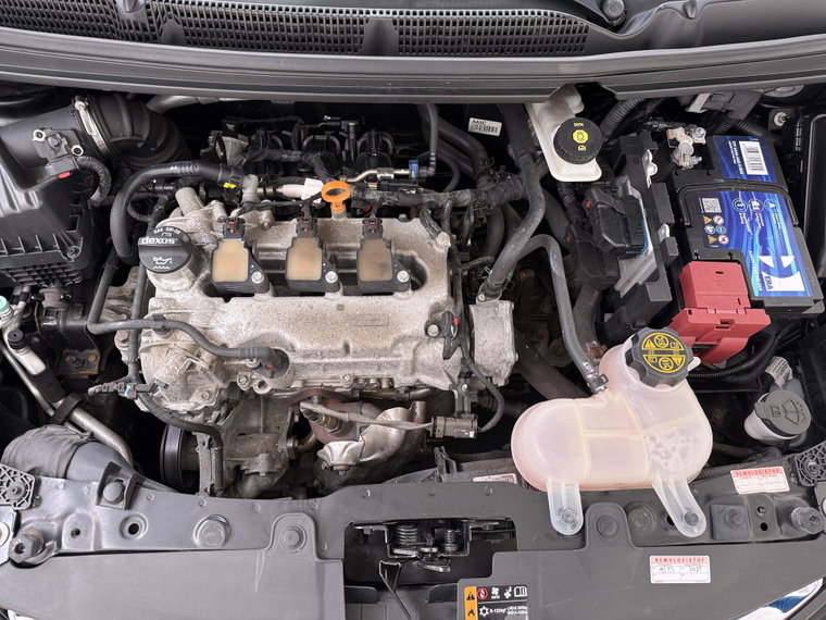 Vehicle Image 38