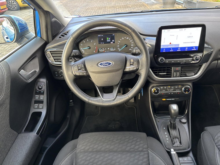 Vehicle Image 12