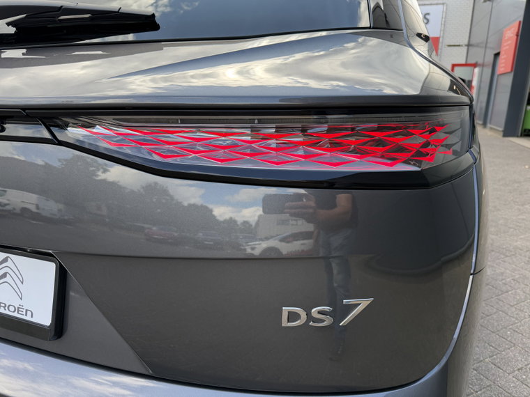 Vehicle Image 48