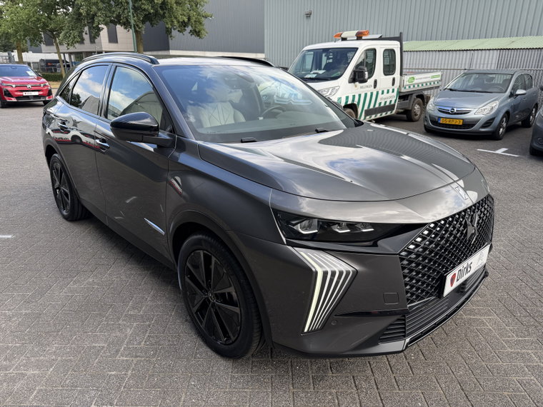 Vehicle Image 7