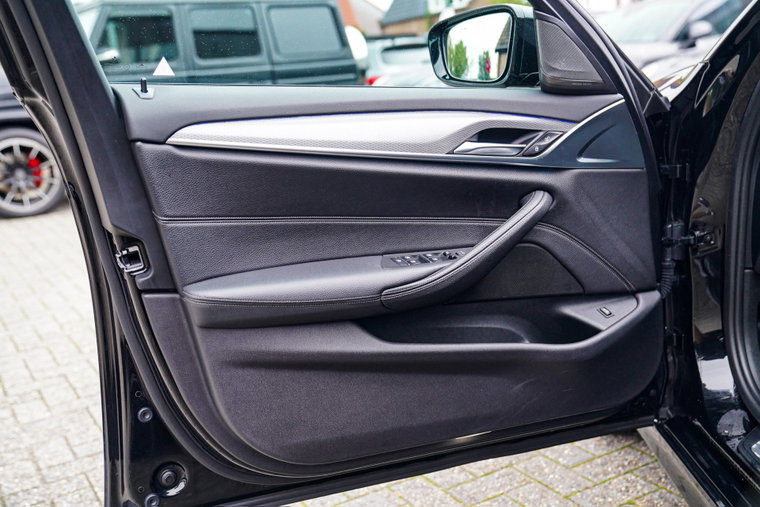 Vehicle Image 37