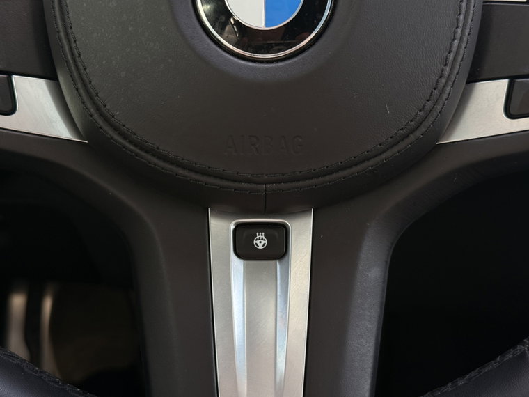 Vehicle Image 28