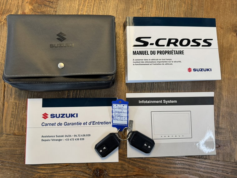 Vehicle Image 10