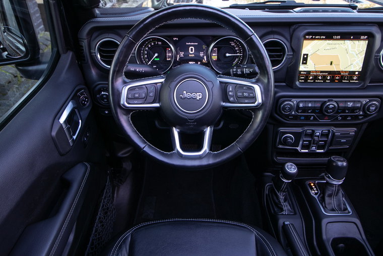 Vehicle Image 19
