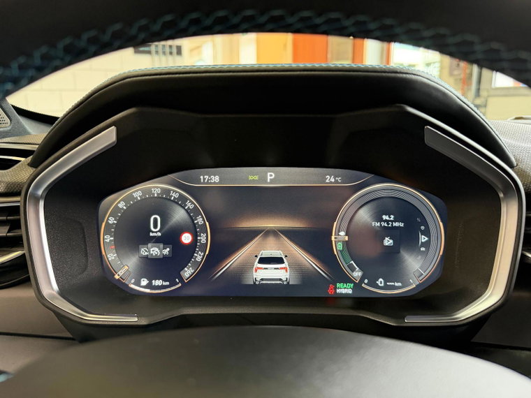 Vehicle Image 14